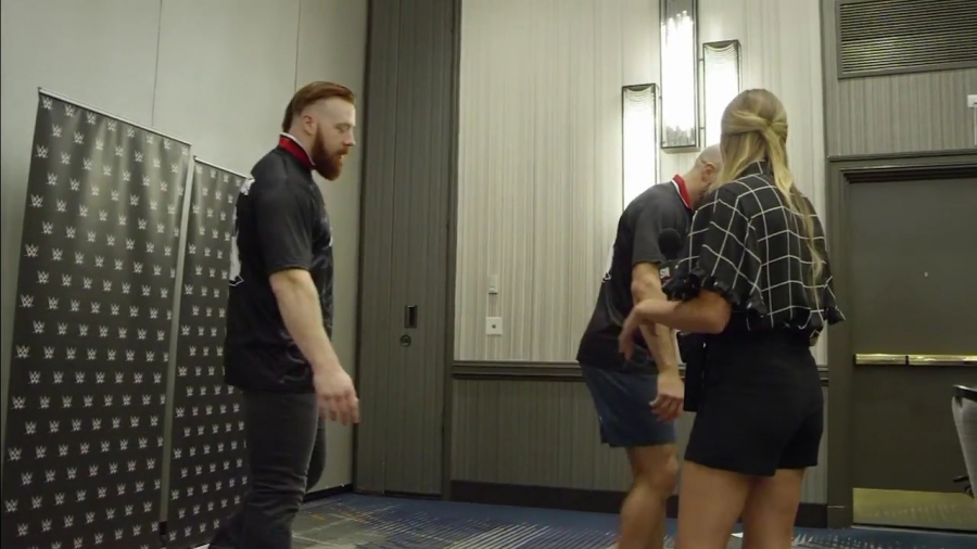 22The_Keep-Ups_Challenge_Caroline_Szwed_vs__The_Bar2122_mp40147.jpg