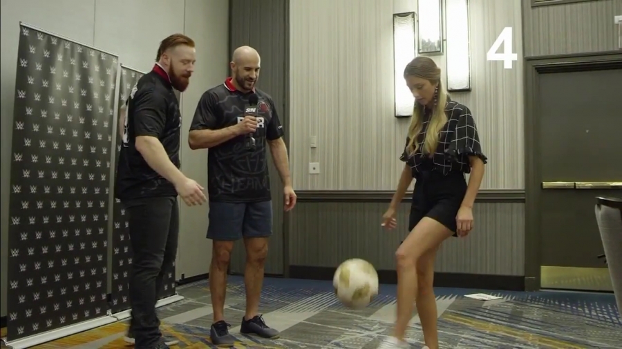 22The_Keep-Ups_Challenge_Caroline_Szwed_vs__The_Bar2122_mp40149.jpg