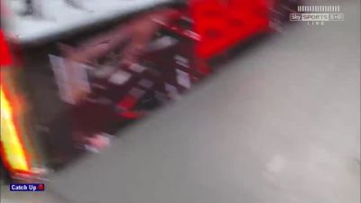 728000300_590-000914_81929_mp40438.jpg