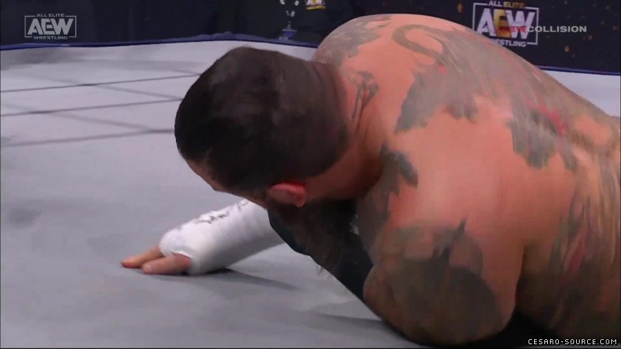 AEW_Collision_2023_12_02_1080p_WEB_h264-HEEL_mp40334.jpg
