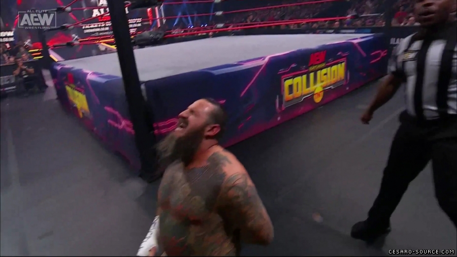 AEW_Collision_2023_12_02_1080p_WEB_h264-HEEL_mp40484.jpg
