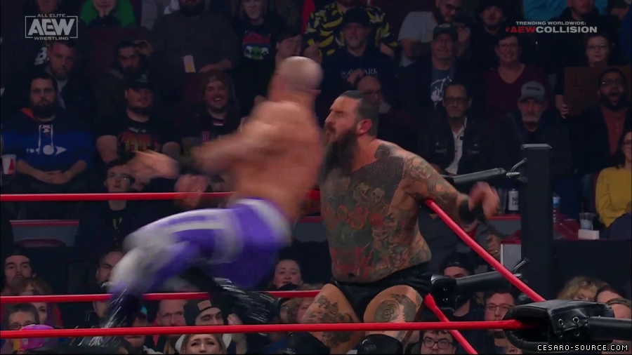 AEW_Collision_2023_12_02_1080p_WEB_h264-HEEL_mp40707.jpg