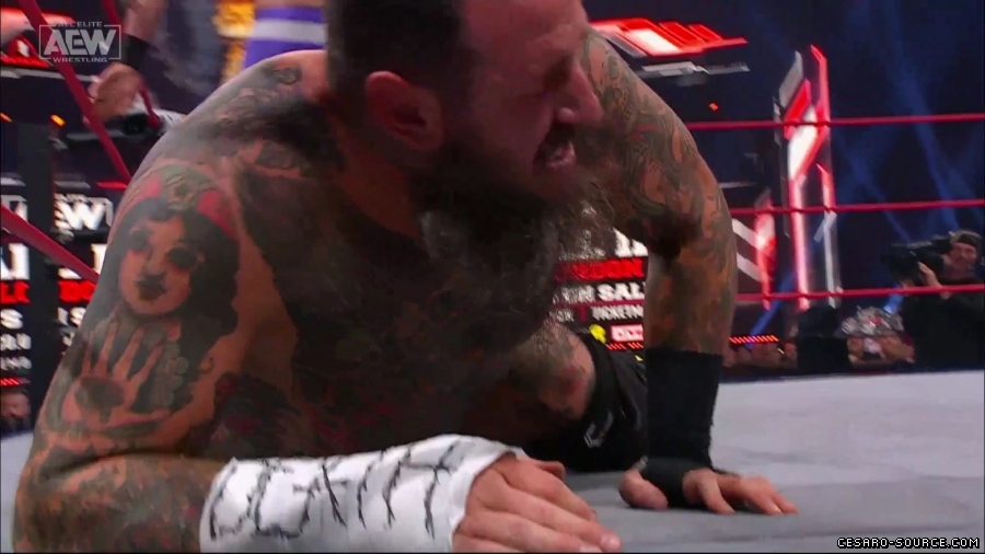 AEW_Collision_2023_12_02_1080p_WEB_h264-HEEL_mp40903.jpg