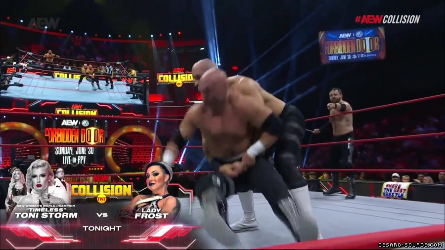 BCC_Collision_mp40284~0.jpg