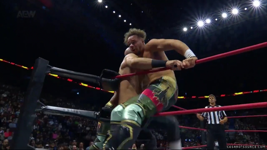 BCC_Collision_mp40328~0.jpg