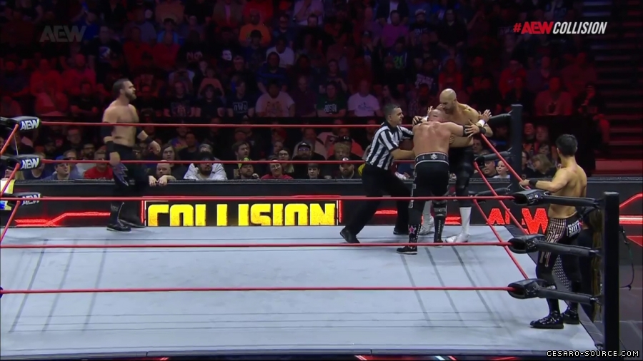 BCC_Collision_mp40358~2.jpg