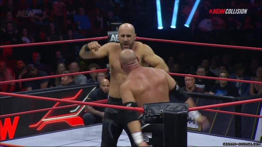 BCC_Collision_mp40382~2.jpg