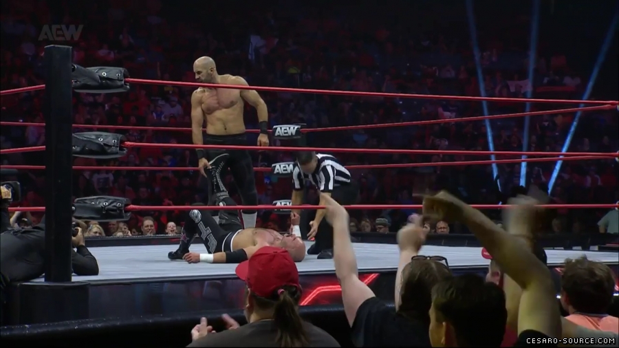 BCC_Collision_mp40598~0.jpg