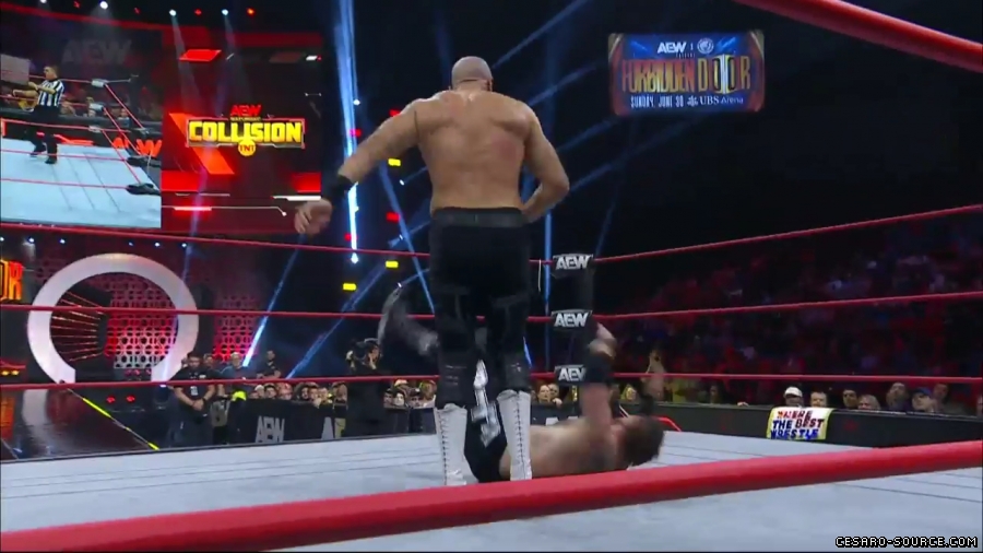 BCC_Collision_mp40605~0.jpg