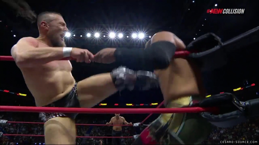 BCC_Collision_mp40673~0.jpg