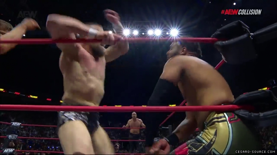 BCC_Collision_mp40677~0.jpg