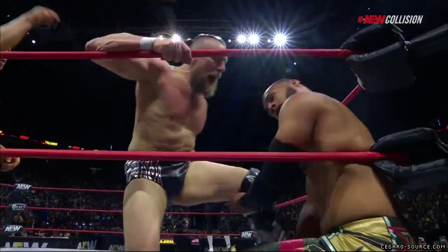 BCC_Collision_mp40678~0.jpg