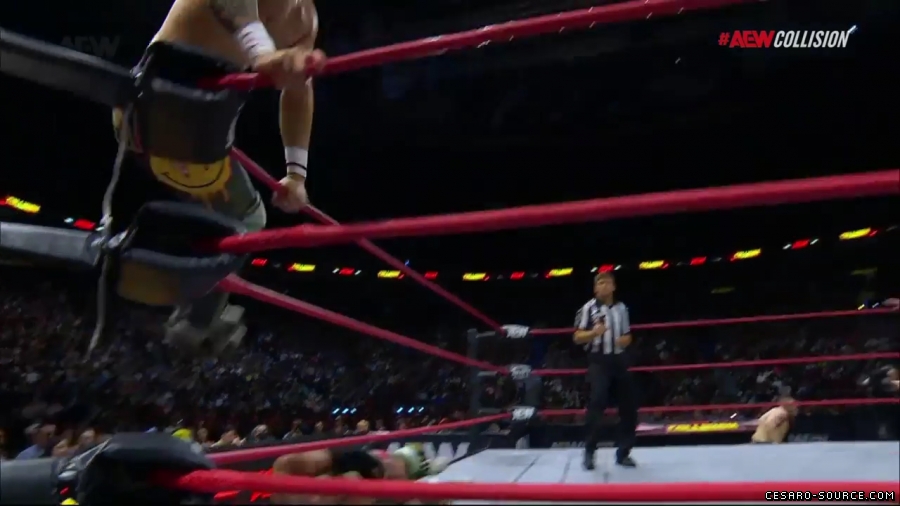 BCC_Collision_mp40707~0.jpg