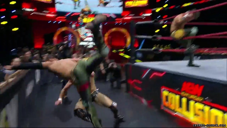 BCC_Collision_mp40877~0.jpg