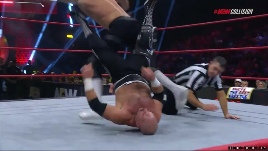 BCC_Collision_mp40927~0.jpg