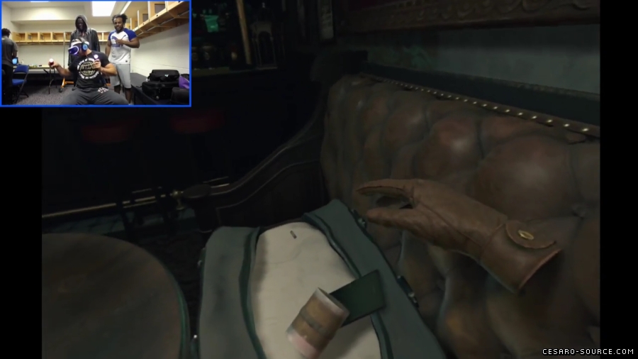 CESARO_plays_THE_LONDON_HEIST_VR_feat__KEVIN_OWENS__ROMAN_REIGNS___SAMI_ZAYN_--_mp40290.jpg