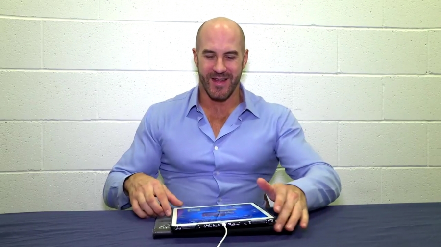 CLAN_WARS__The_CESARO_Awakens__-_Clash_with_Cesaro_mp40022.jpg