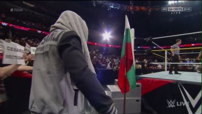 Cesaro-RAW_9-14-15_mp4_20150915_210238_090.jpg
