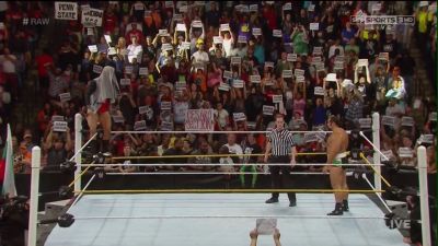 Cesaro-RAW_9-14-15_mp4_20150915_210249_384.jpg