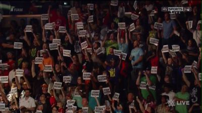 Cesaro-RAW_9-14-15_mp4_20150915_210256_661.jpg
