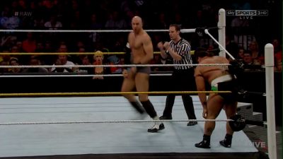 Cesaro-RAW_9-14-15_mp4_20150915_210507_820.jpg