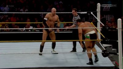 Cesaro-RAW_9-14-15_mp4_20150915_210508_506.jpg