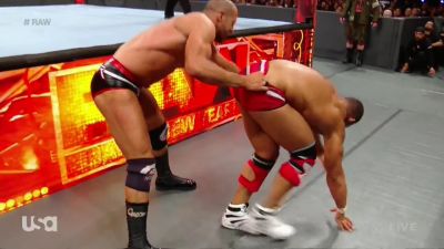 Cesaro_1_1_17_mp40907.jpg
