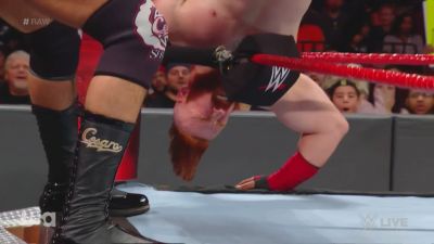 Cesaro_2_mp40472~0.jpg