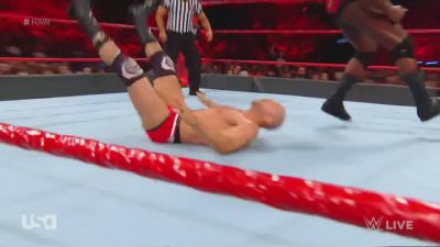 Cesaro_2_mp40483~0.jpg