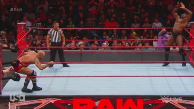 Cesaro_2_mp40491~0.jpg
