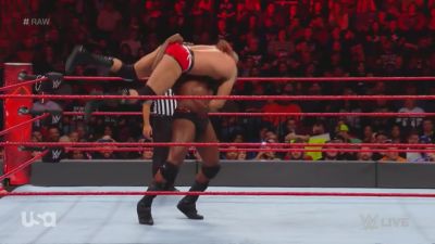Cesaro_2_mp40497~0.jpg