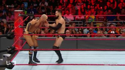 Cesaro_2_mp40676.jpg