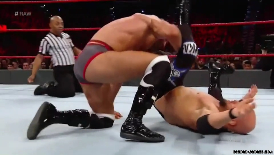 Cesaro_Part_2_mp40491~0.jpg