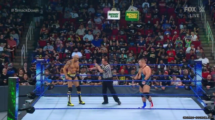 Cesaro_SD_mp40459~1.jpg