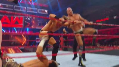 Cesaro_mp40488~0.jpg