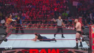 Cesaro_mp40700.jpg