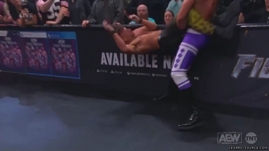 Claudio_Collision_mp40374.jpg