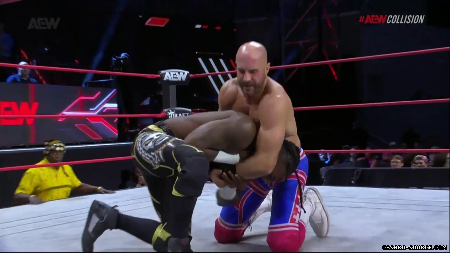 Claudio_Collision_mp42158~0.jpg
