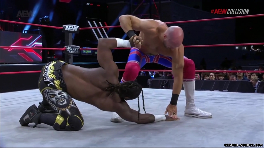 Claudio_Collision_mp42247.jpg