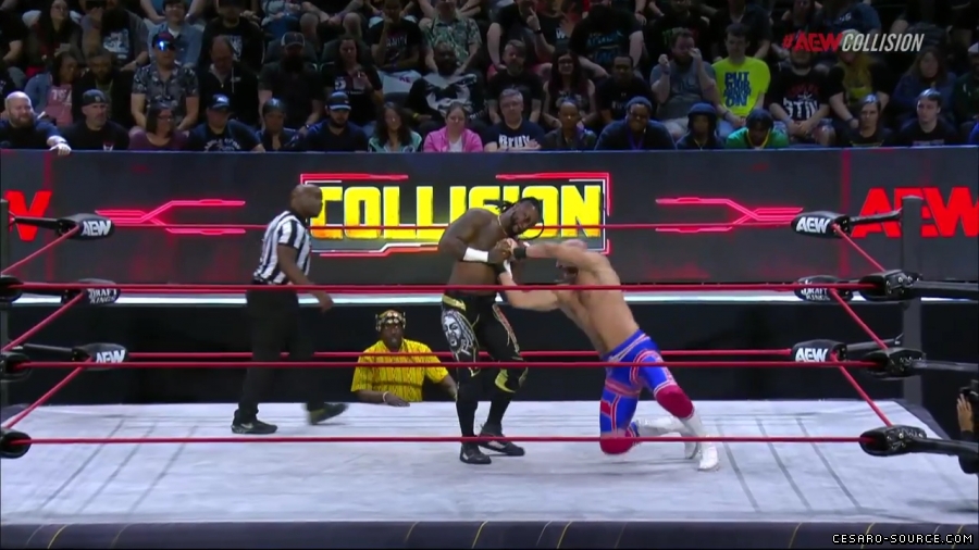 Claudio_Collision_mp42251.jpg