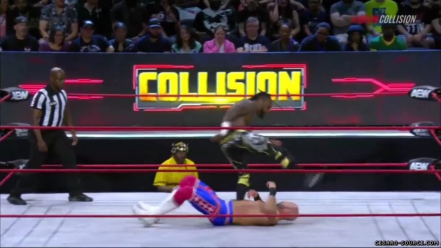 Claudio_Collision_mp42278.jpg