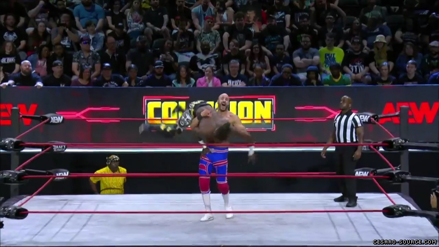 Claudio_Collision_mp42289.jpg