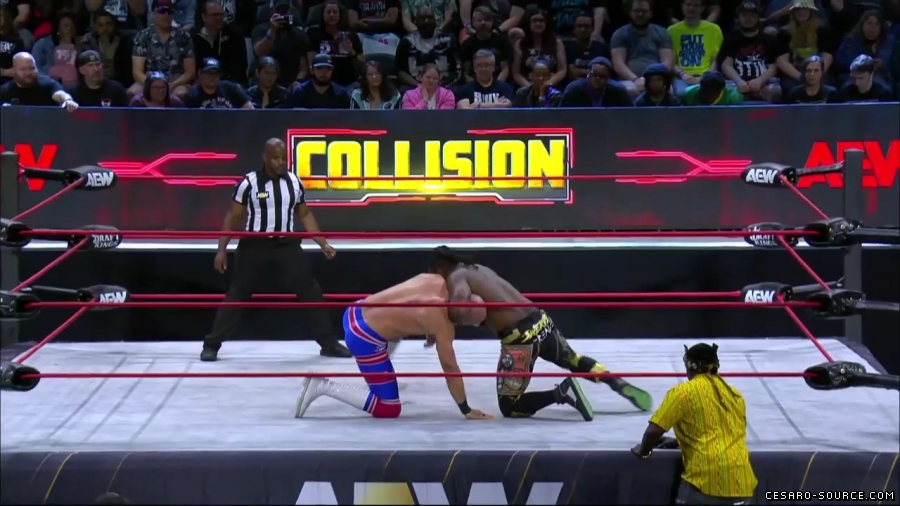 Claudio_Collision_mp42386.jpg