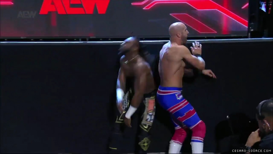Claudio_Collision_mp42504.jpg