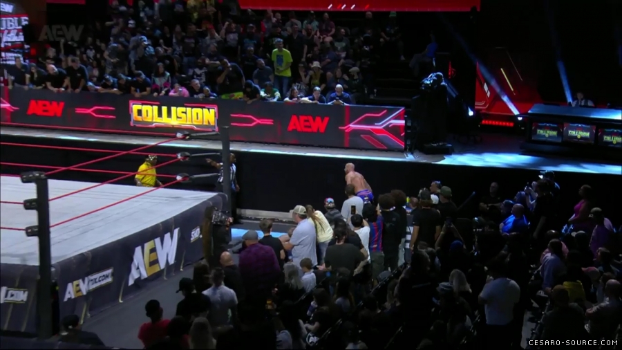 Claudio_Collision_mp42515~0.jpg