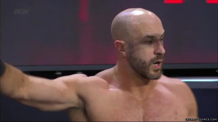 Claudio_Collision_mp42520~0.jpg
