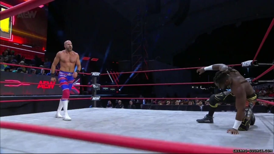 Claudio_Collision_mp42677~0.jpg