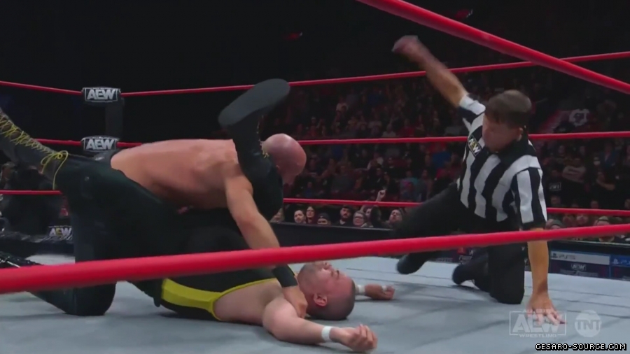 Claudio_Collision_mp42733.jpg