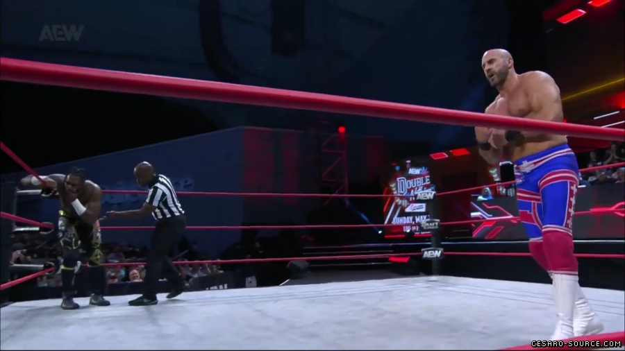 Claudio_Collision_mp42737~0.jpg