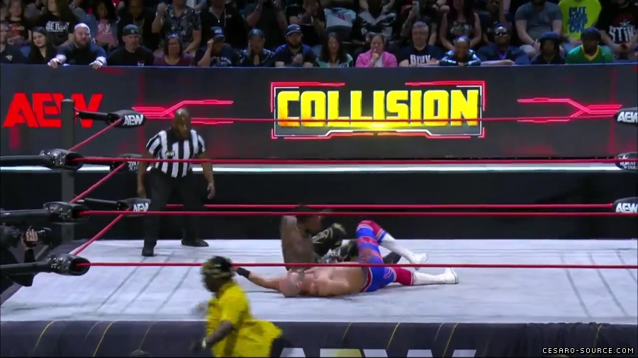 Claudio_Collision_mp42743~0.jpg